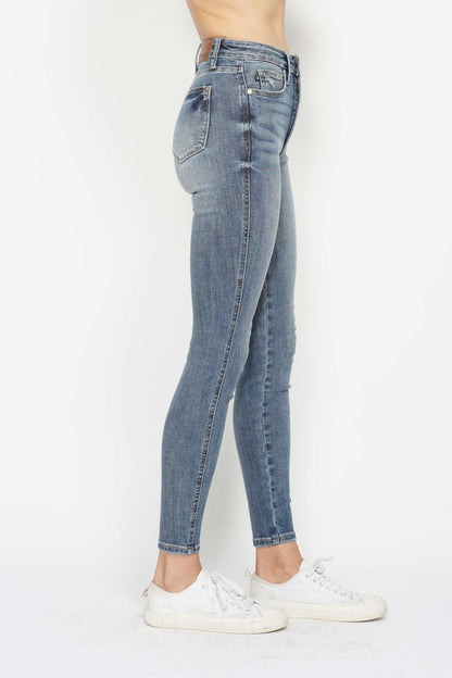 Judy Blue Tummy Control Stretch Skinny Jeans