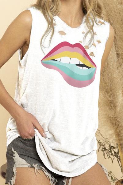 DISTRESSED COTTON SLUB RAINBOW LIPS GRAPHIC TOP